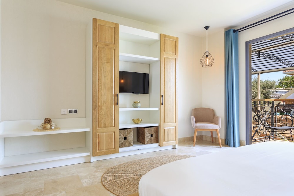 غرفة كلاسيكية بسرير كينج، Ecclesia Boutique Hotel - Adults Only 8/10