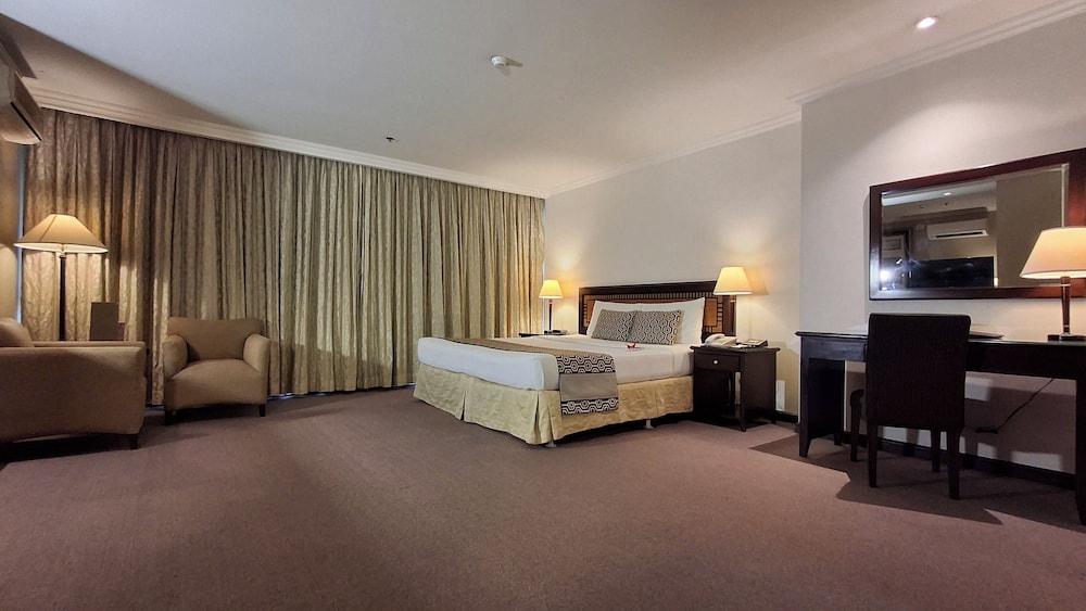 Herald Suites Solana 29/65