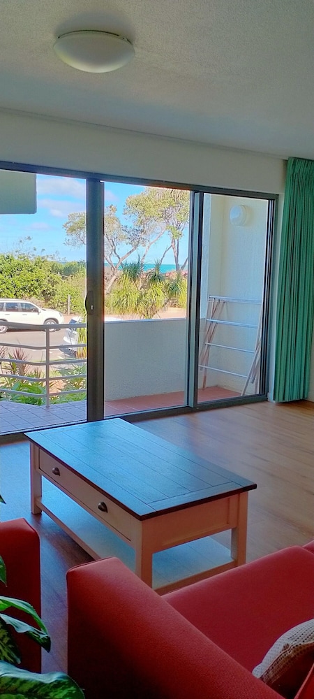 Camargue Beachfront Apartments 24/50