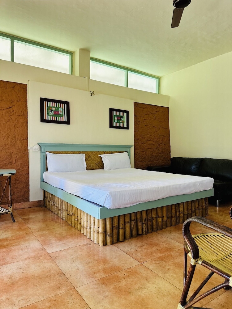 PUNARJANI AYURVEDIC RESORTS 21/64