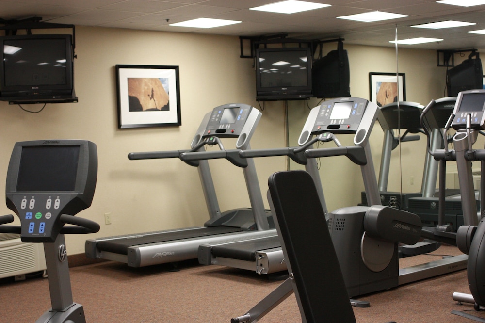 DoubleTree by Hilton Boston - Milford 24/58