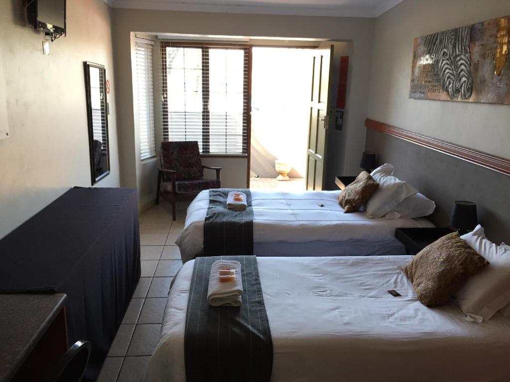 Travellers Nest Guesthouse 23/93