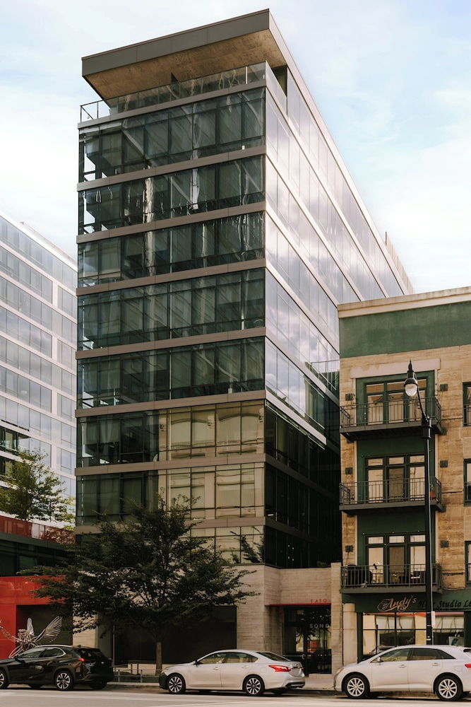 Sonder South Wabash Apartments South Loop 1/44