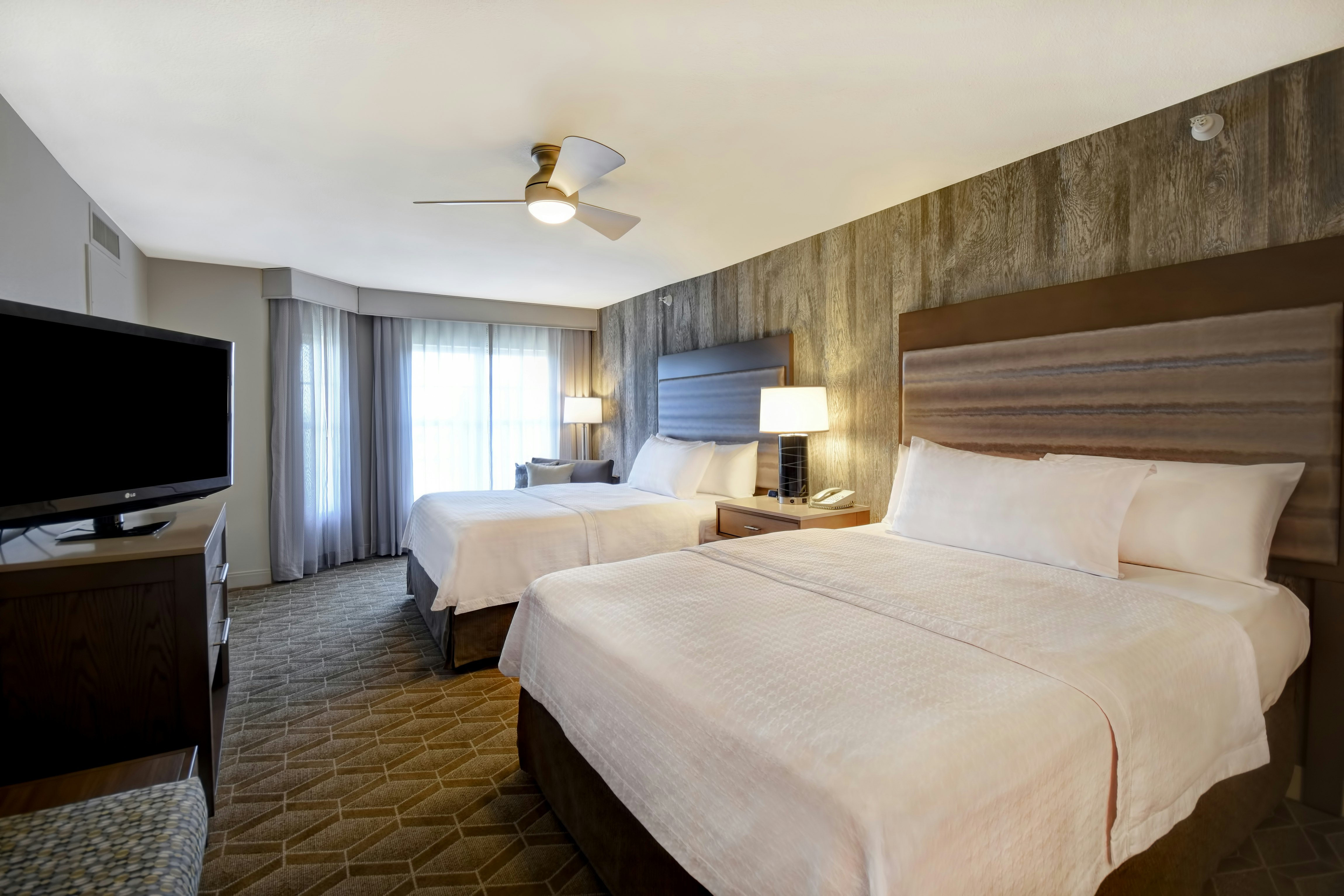 1 BEDROOM, SUITE, 2 QUEEN BEDS