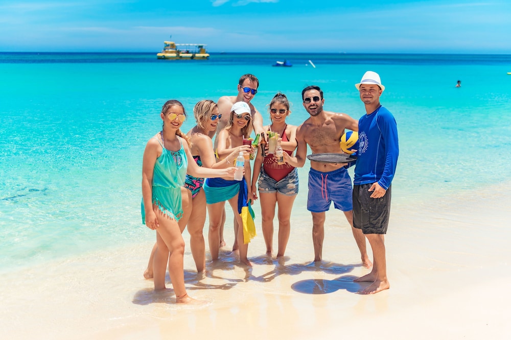 Mayan Princess Beach And Dive Resort 62/70