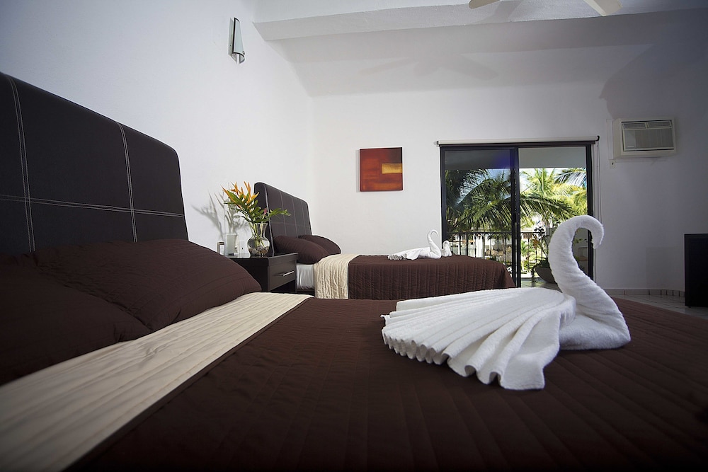 Hotel Splash Inn Nuevo Vallarta 8/31