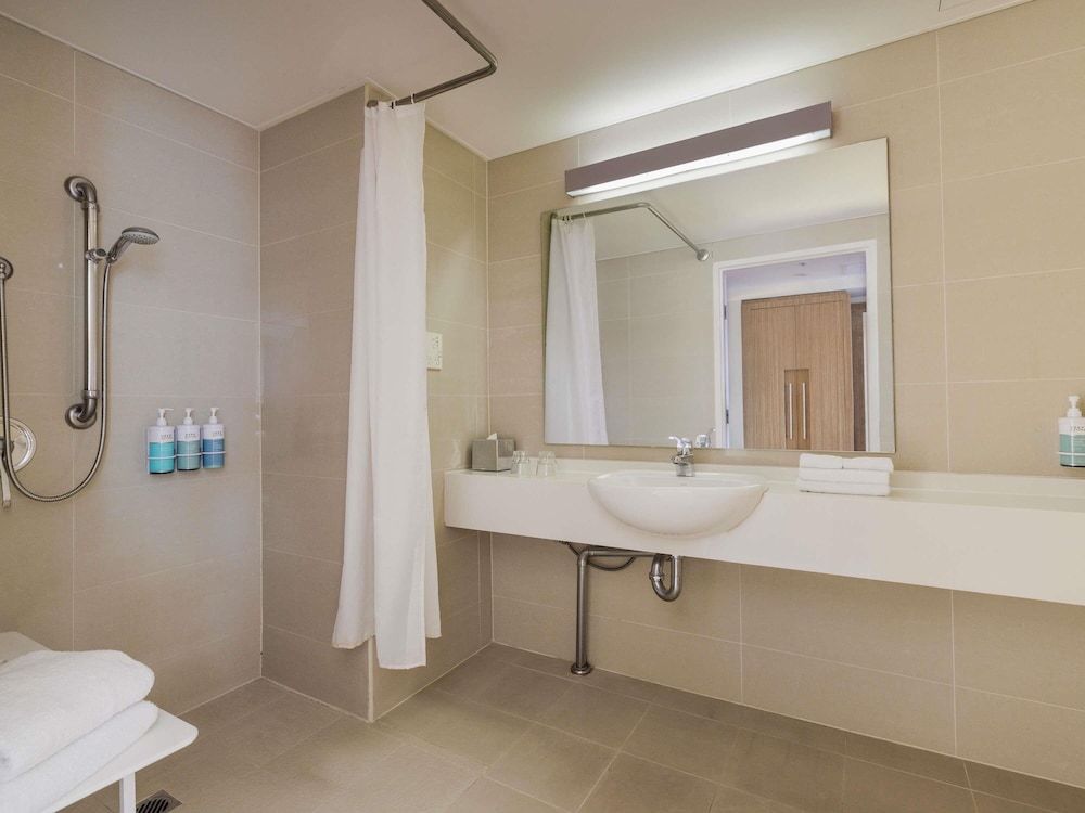 Novotel Sydney Olympic Park 47/48