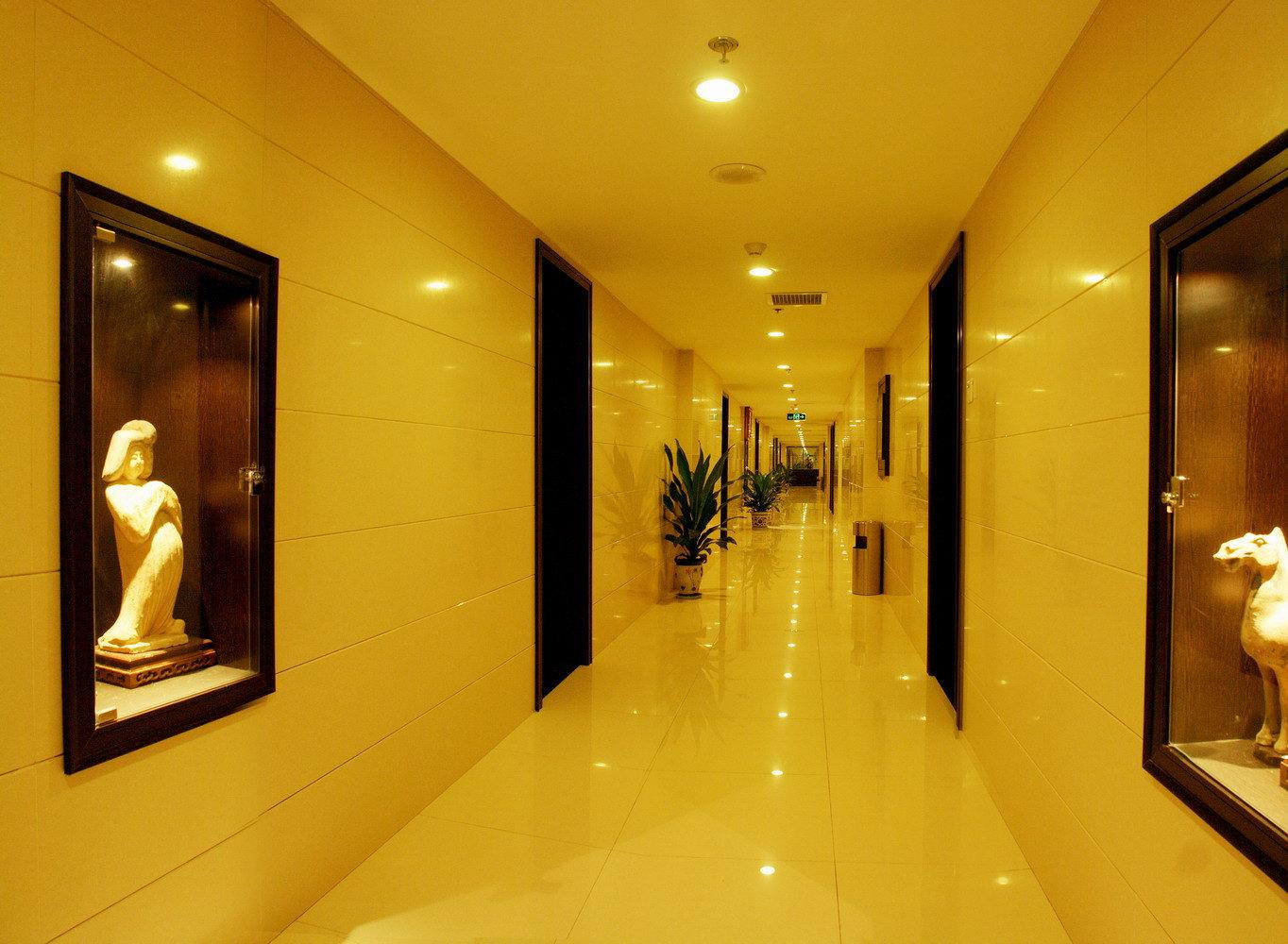 Jiefang Hotel 20/30