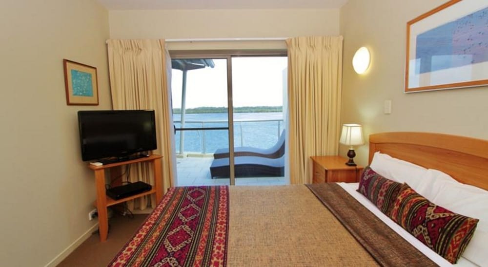 Riverside Holiday Apartments 25/78