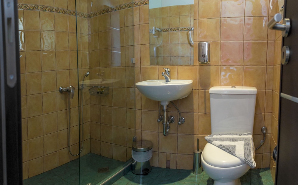 Athens Choice Hotel 63/66