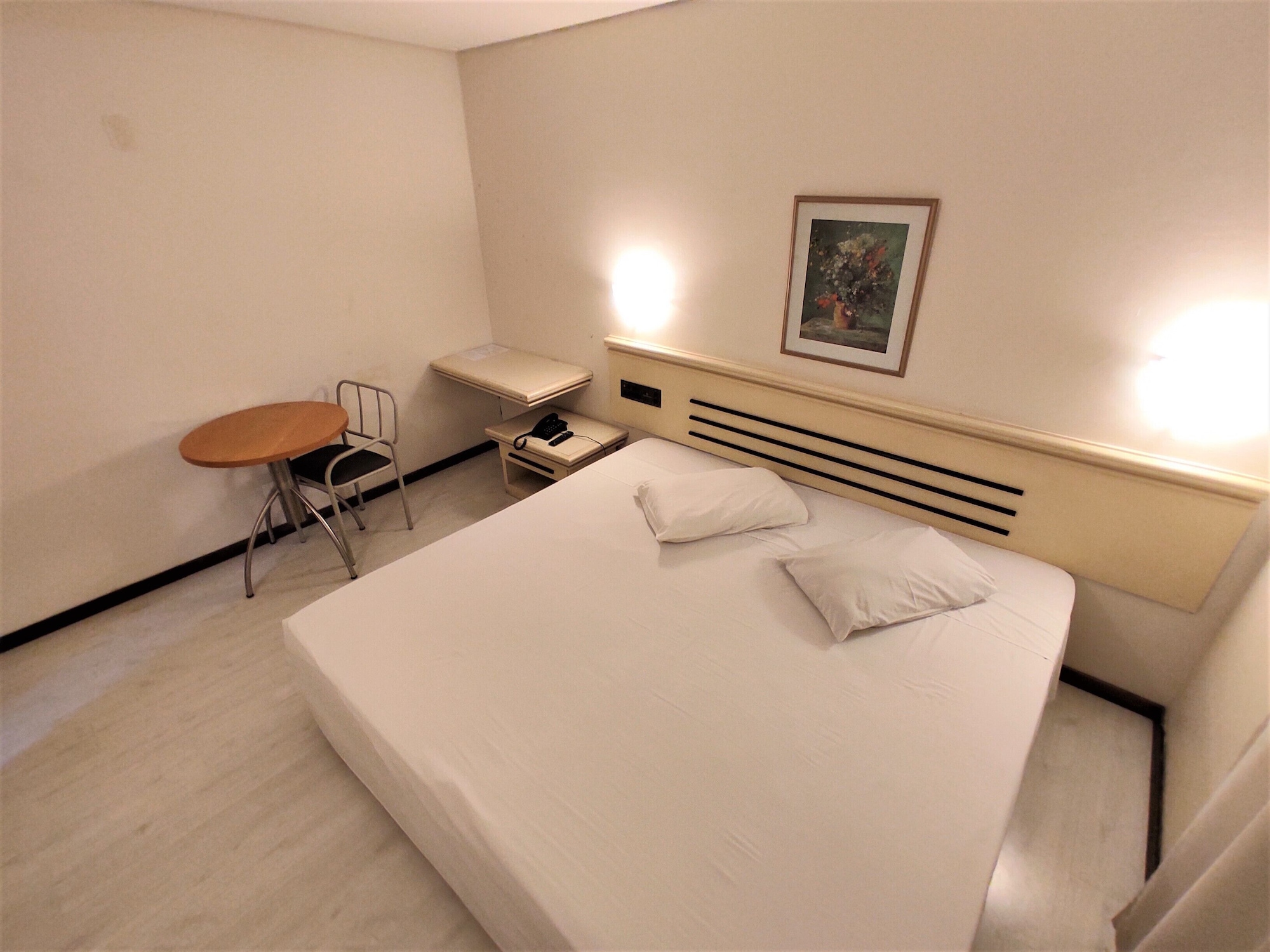 STANDARD, DOUBLE BED