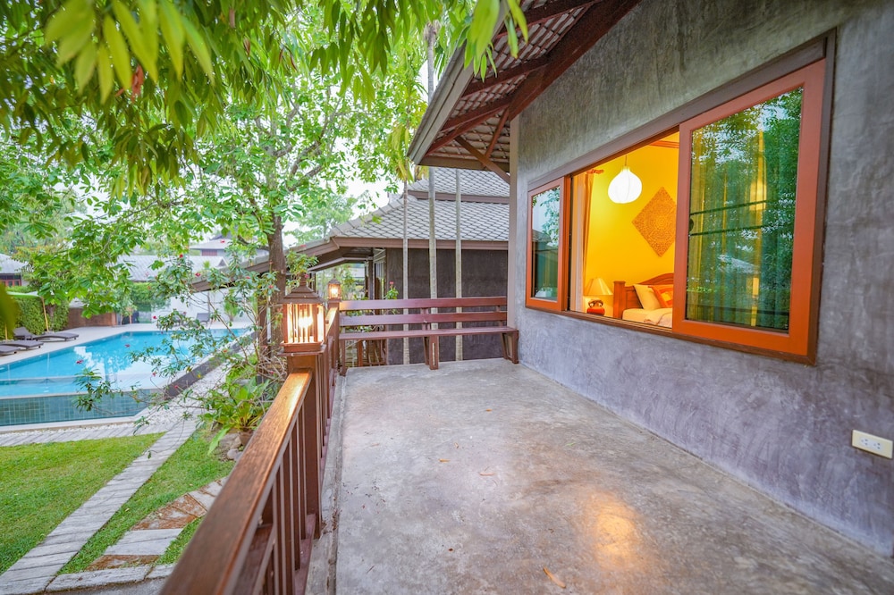 Monmuang Resort 64/74