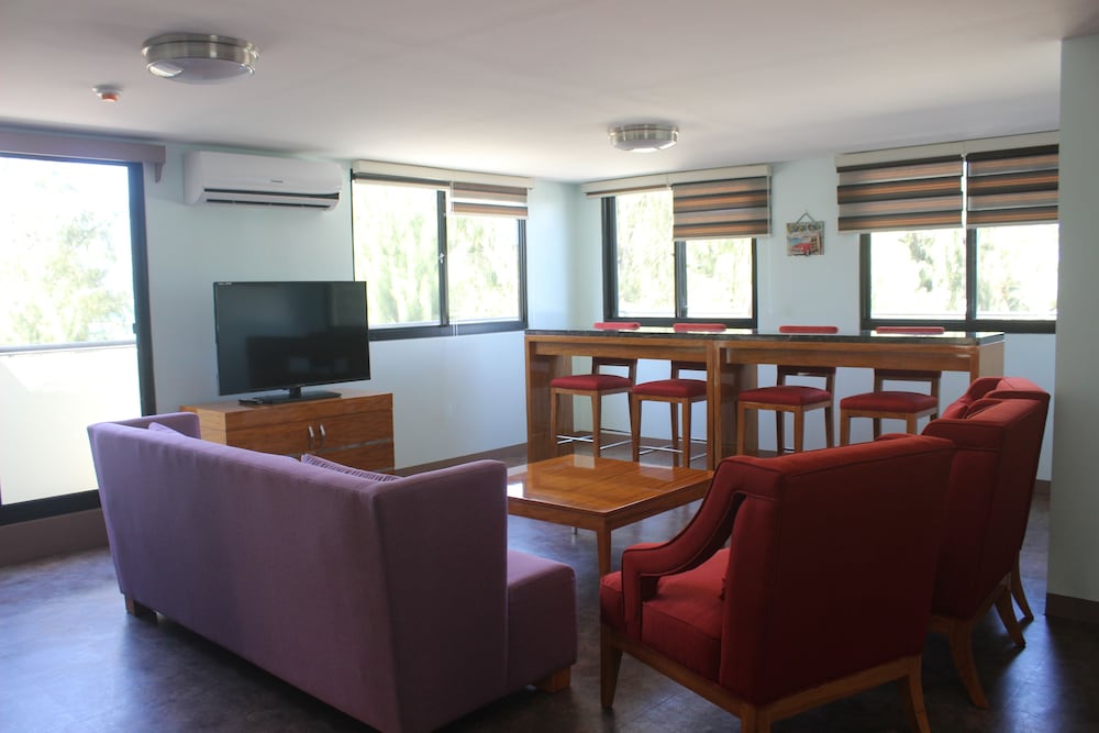 Saipan Beach Hotel 39/66