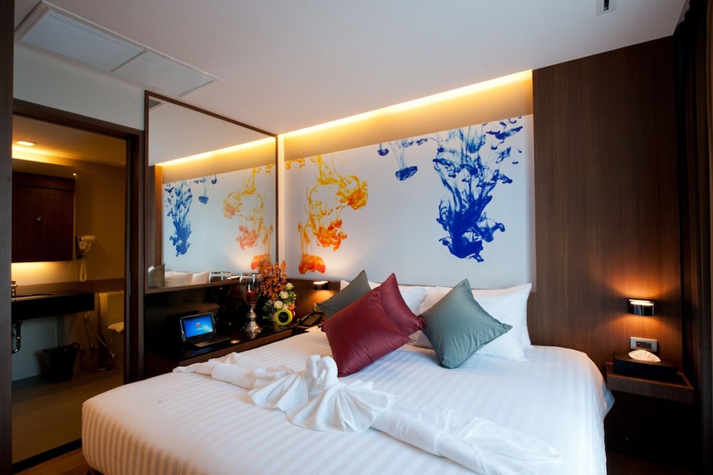 41 Suite Bangkok 24/60
