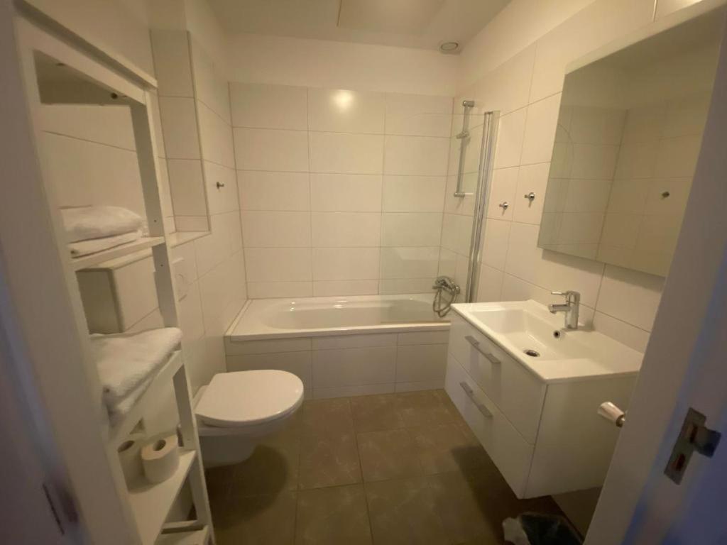 Hotel La Noire - Delft City Centre 22/25