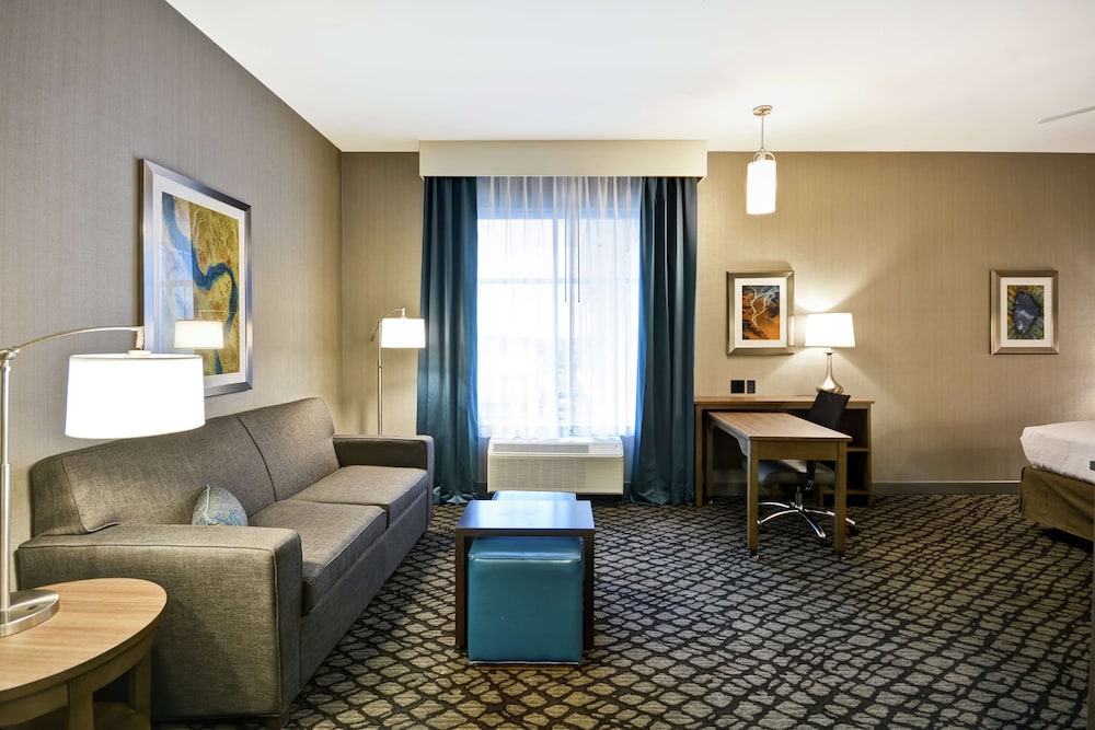Homewood Suites by Hilton Warren Detroit 34/57