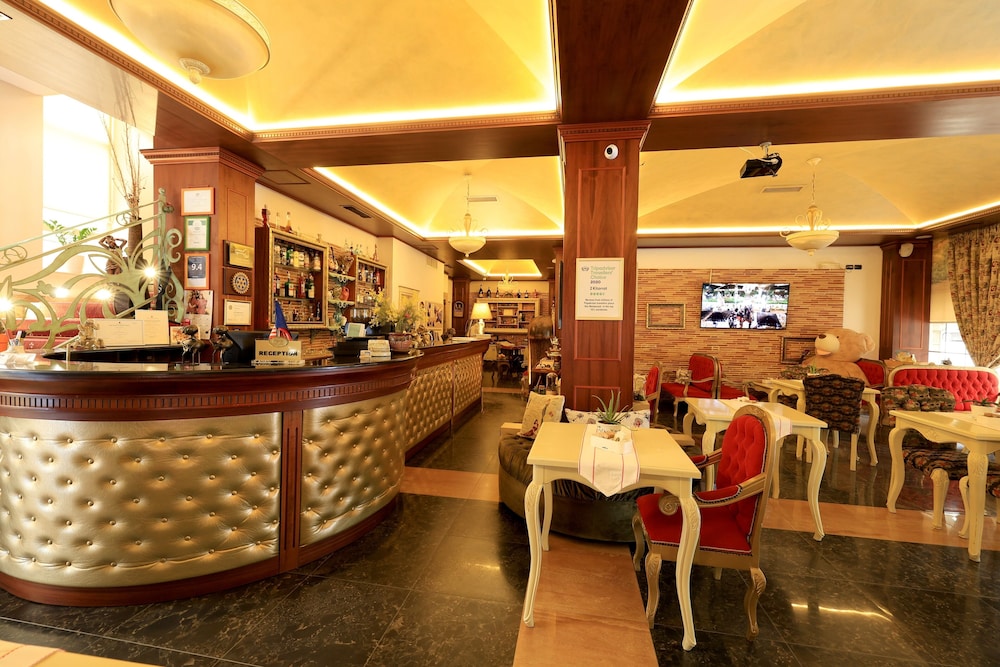Lobby at 2 Kitarrat Boutique Hotel and Spa, DURRES