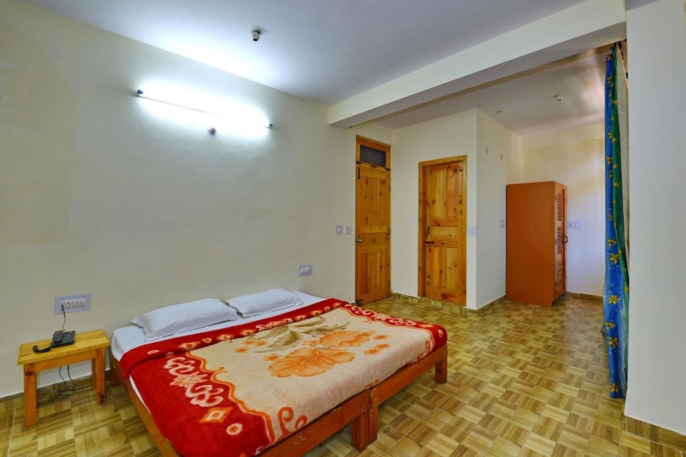 Sarthak Bed N Breakfast 7/15