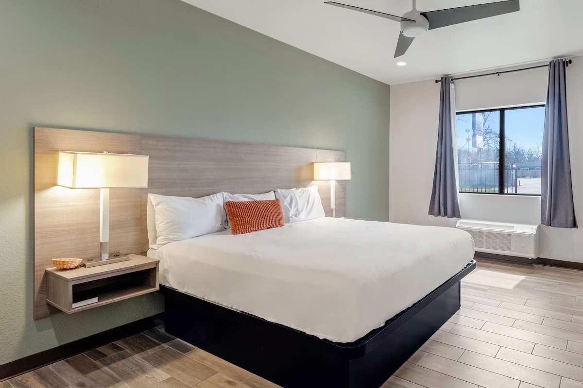 Americas Best Value Inn San Antonio Windcrest 4/9