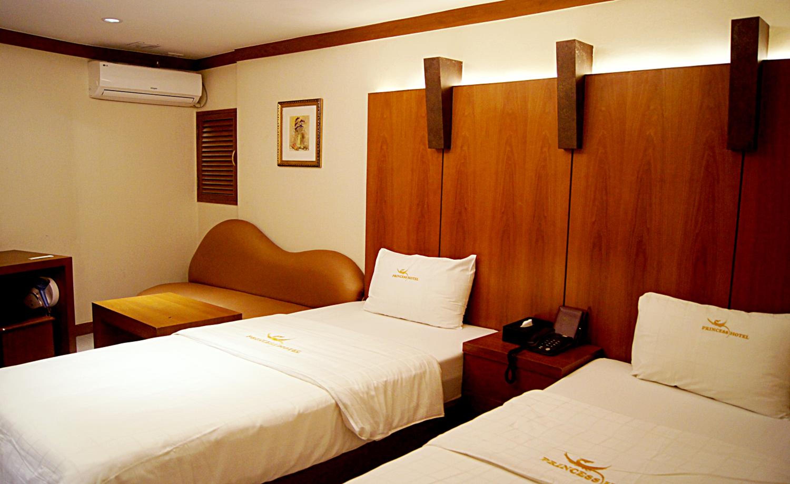 Princess Hotel 15/22