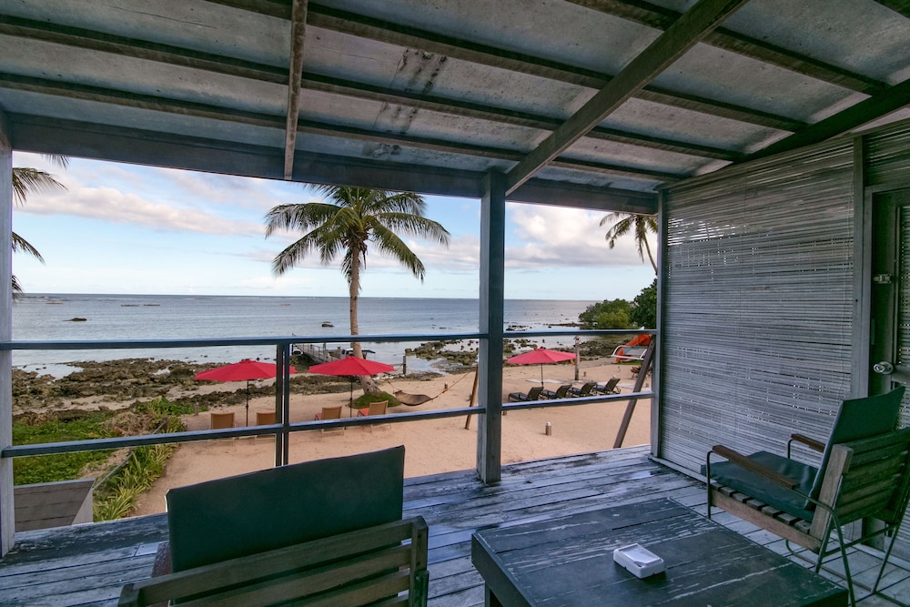 Reef Beach Resort 33/69
