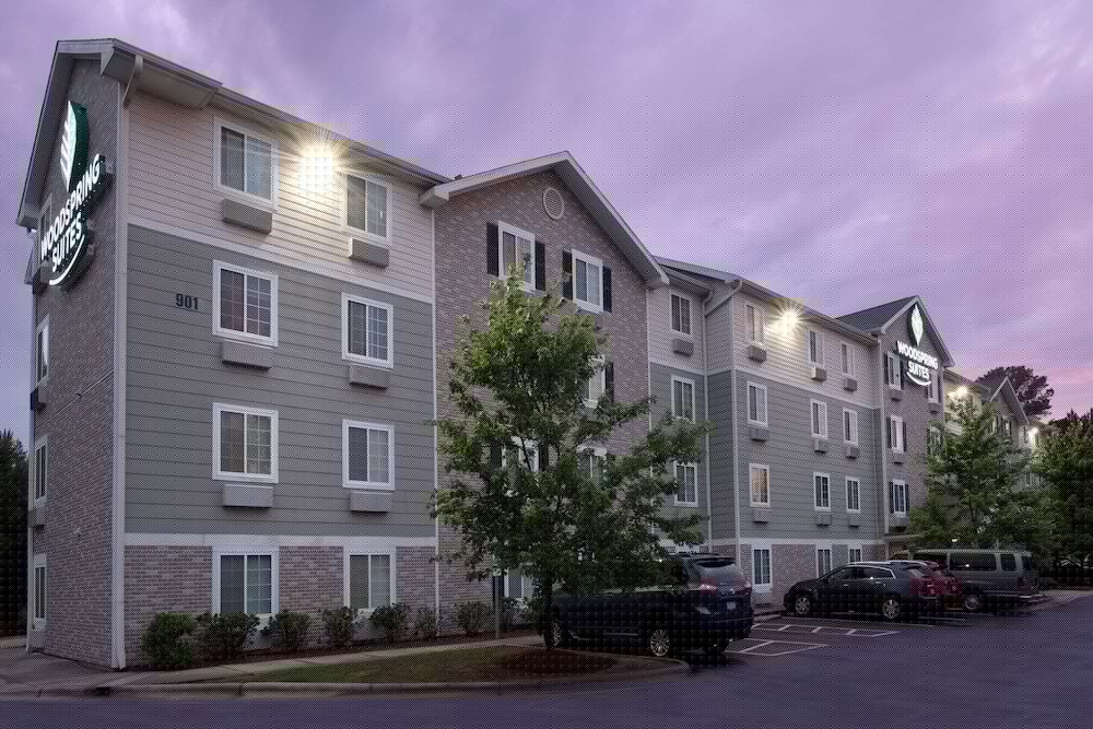 WoodSpring Suites Raleigh Apex 6/38