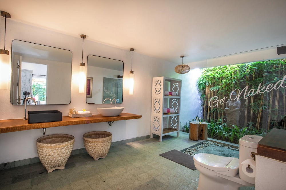 PinkPrivate Sanur - for Cool Adults Only 34/50