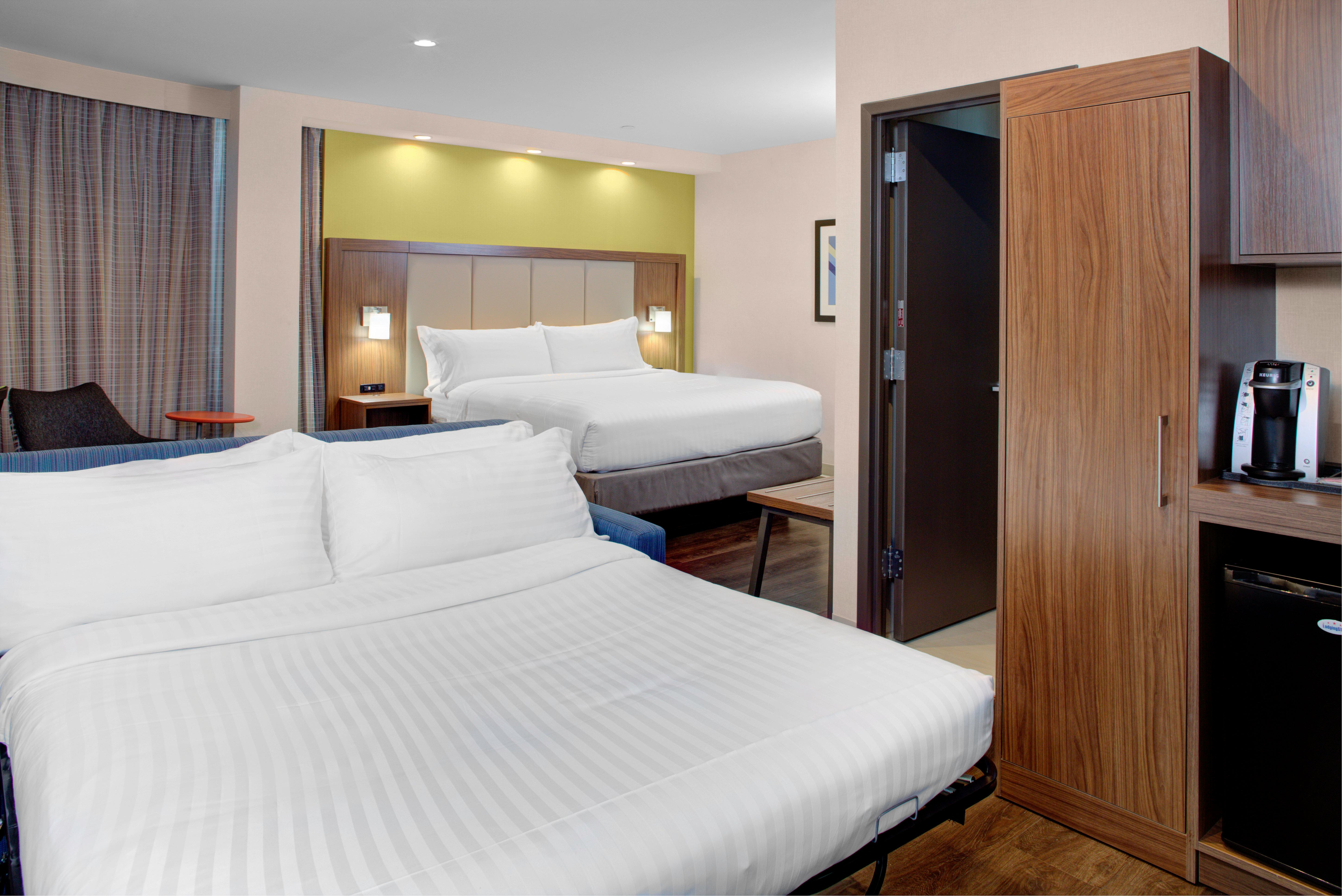 Holiday Inn Express Bronx Nyc - Stadium Area, an IHG Hotel 12/40