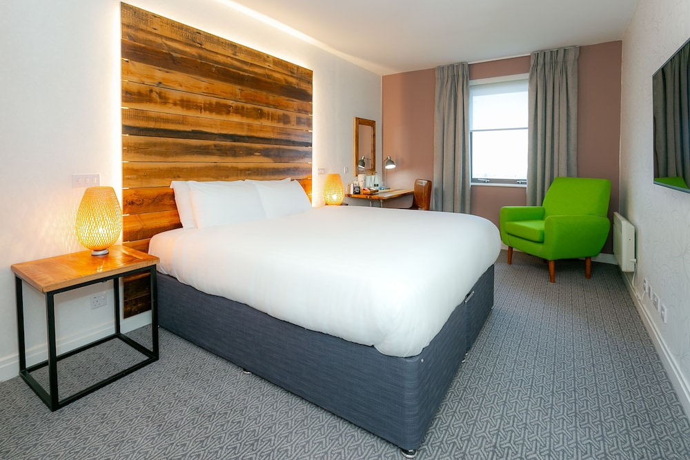 ROOM, DOUBLE BED, ACCESSIBLE