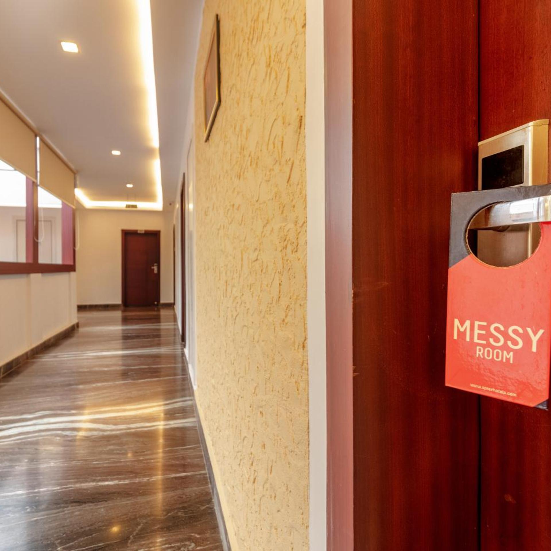 Zip By Spree Hotels Mangala Towers 27/48