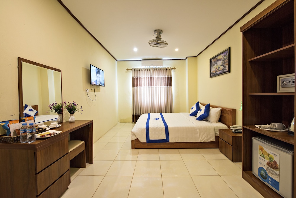 Annecy Hotel Vang Vieng 8/30