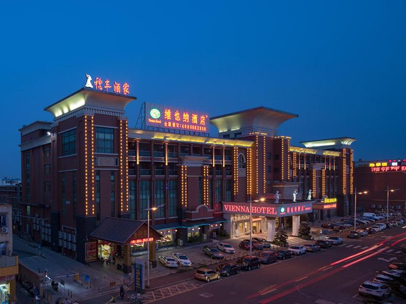 Vienna Hotel (Guangzhou Panyu Qiaonan Aoyuan Square) 7/50