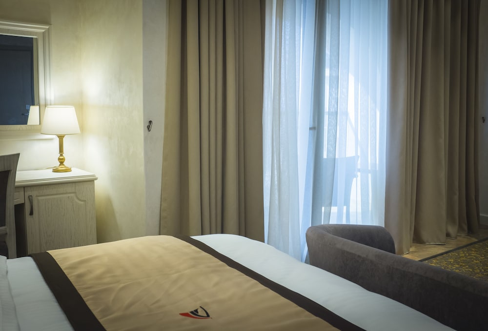 Colosseum Marina Hotel Batumi 30/72
