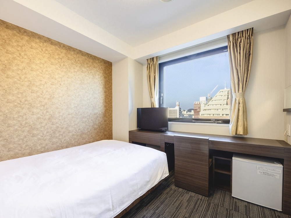 MODERATE, SINGLE, DOUBLE BED