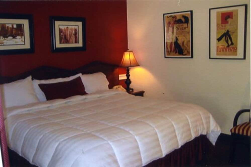 Whitman Motor Lodge 14/53