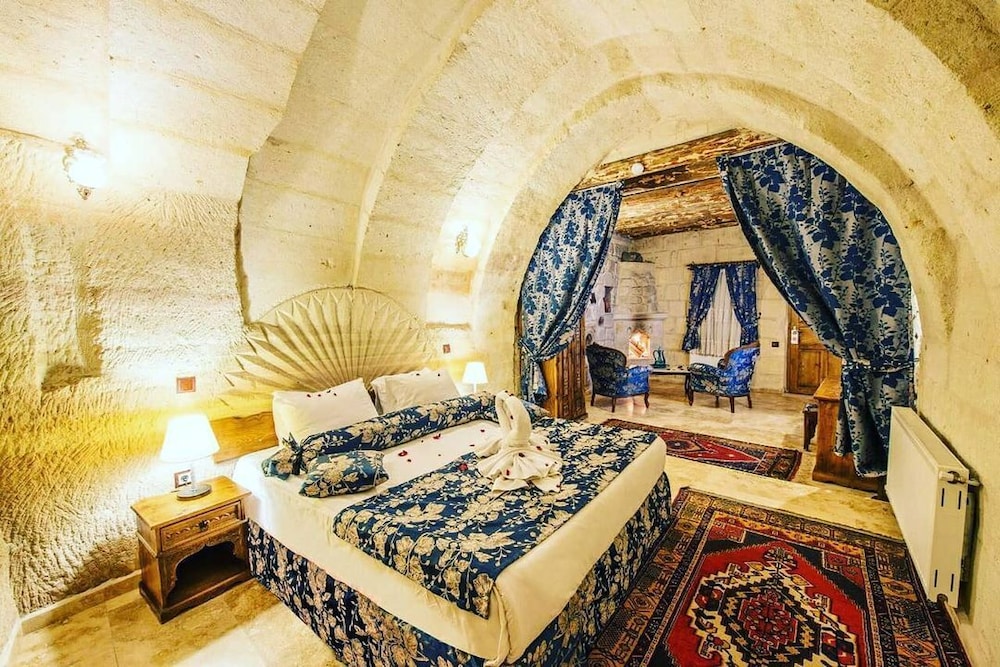 HISTORICAL GOREME HOUSE 32/65