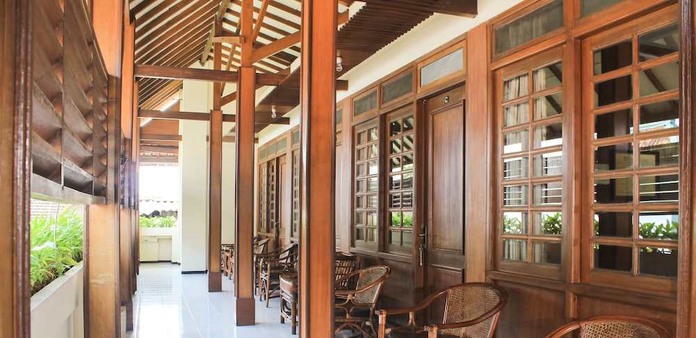 Duta Guest House 2/48