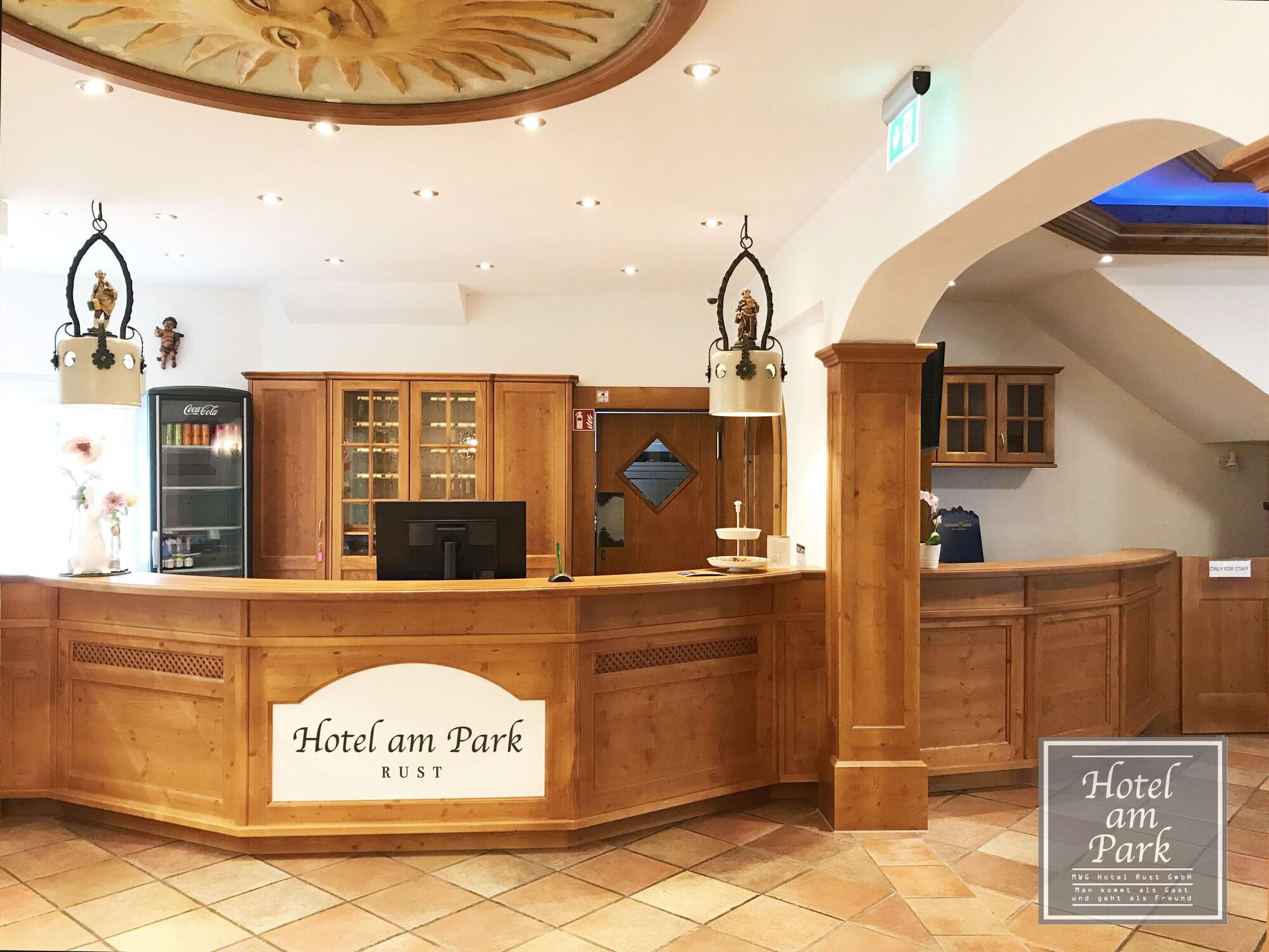 Hotel Am Park 3/55