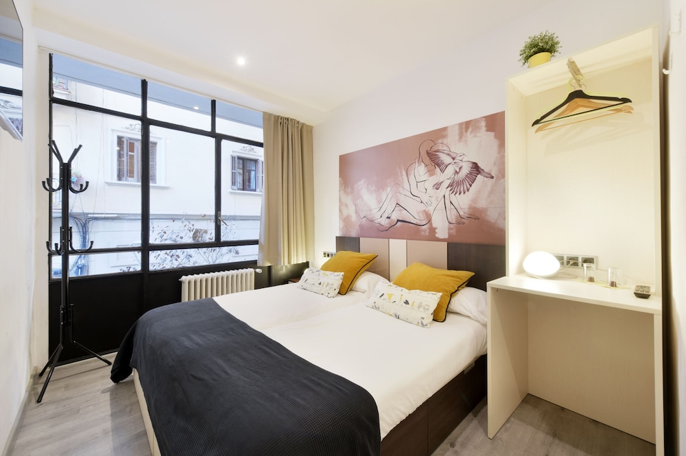 Free Hostels Barcelona 23/71