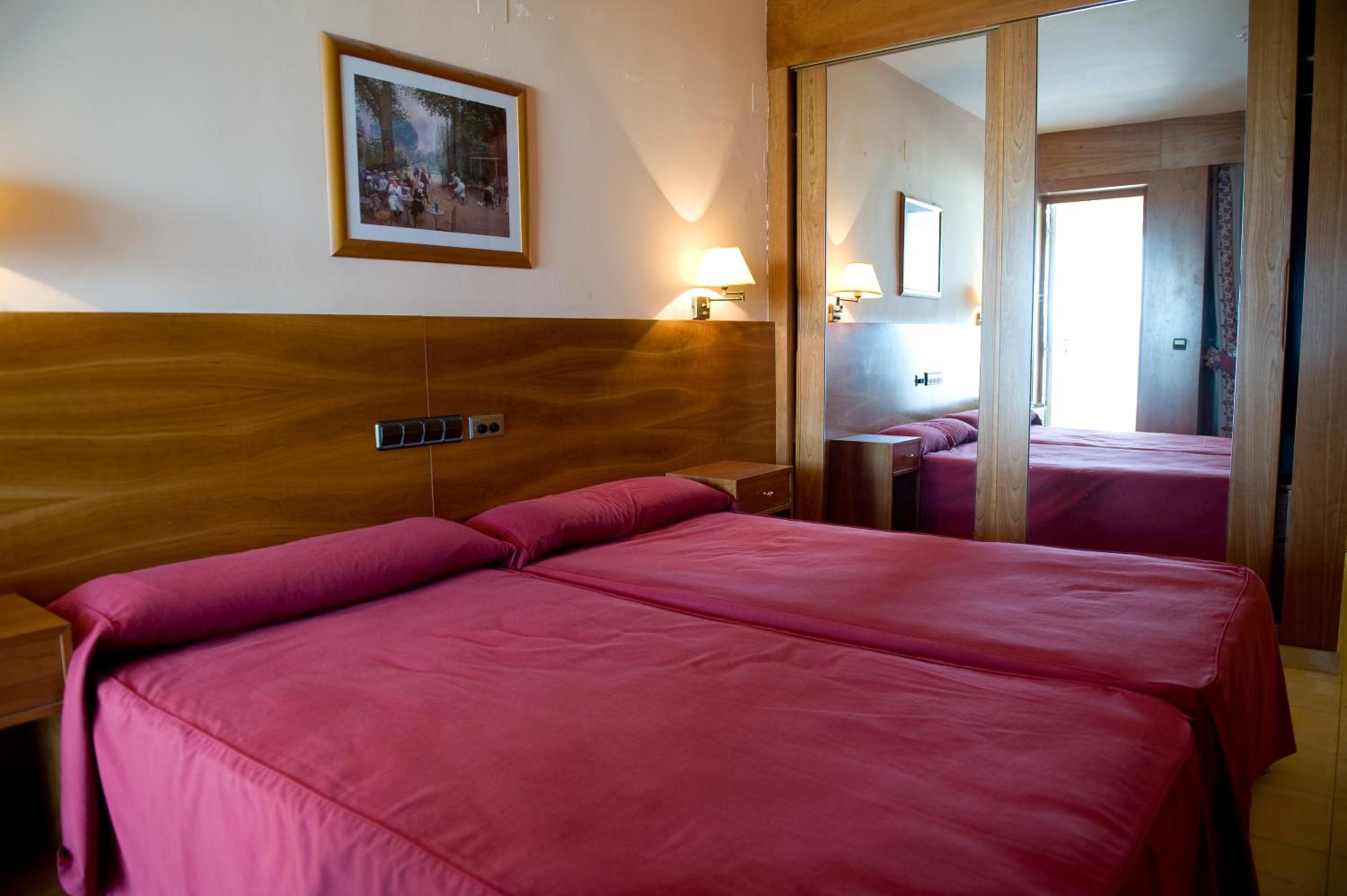 غرفة بسرير مزدوج أو سريرين منفصلين، Hotel La Maruxina 3/8