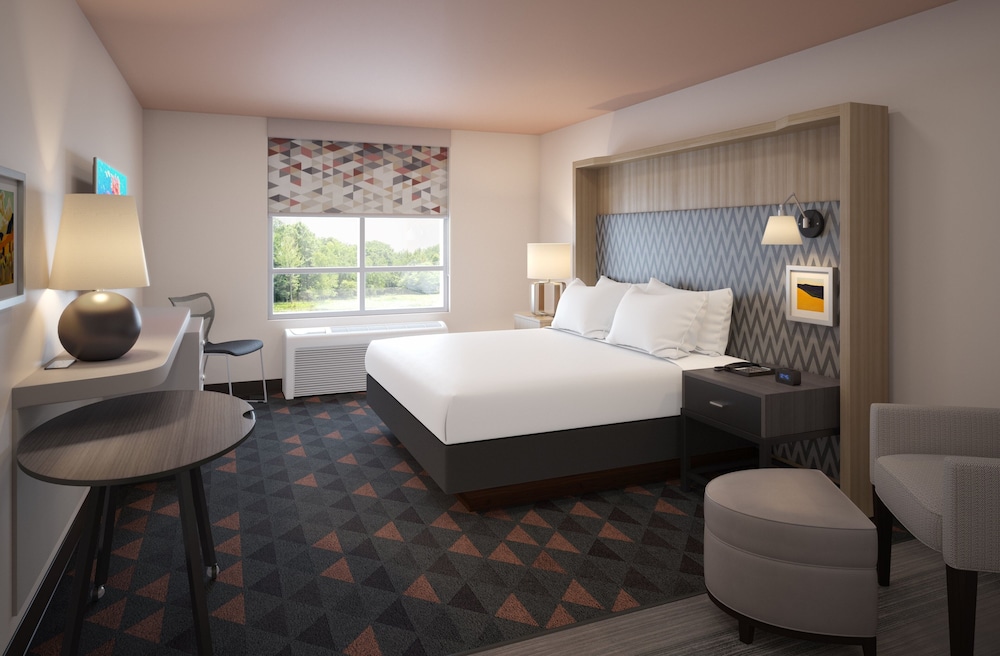 Holiday Inn - Clarksville Northeast, an IHG Hotel 10/69