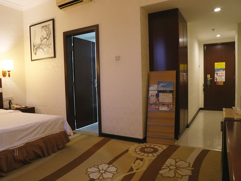 Pazhou Hotel 20/71
