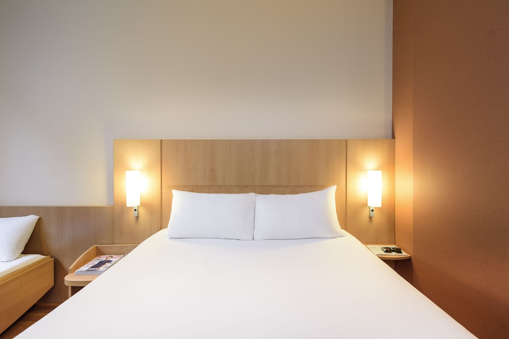 Ibis Lisboa Sintra 30/75
