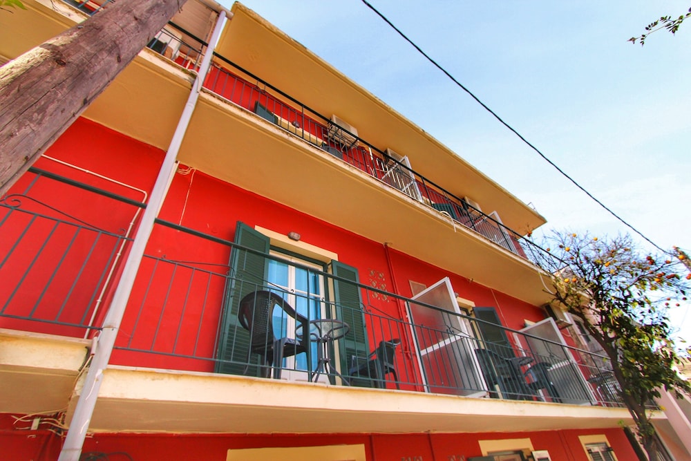 Avra Budget Beach Hotel 1/66