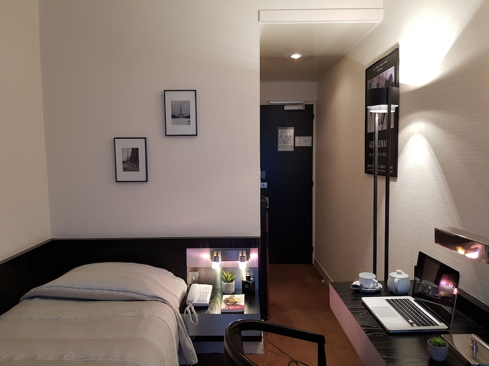 Hotel Alison 39/48