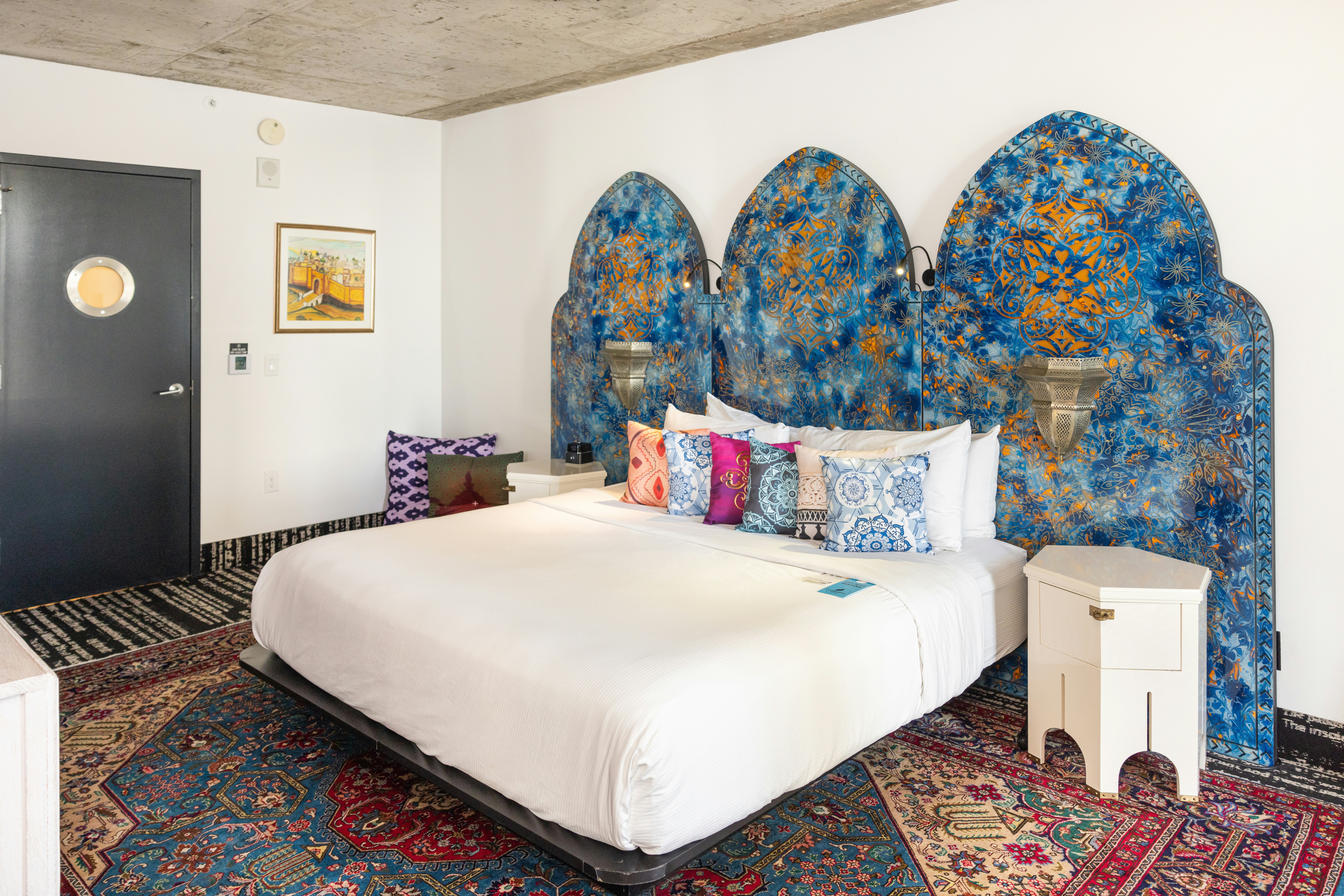 Nomad, Premium, King Bed