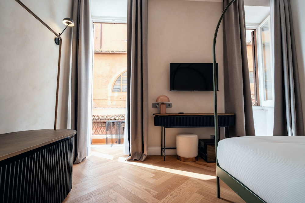Noblesse Corso 43 7/28