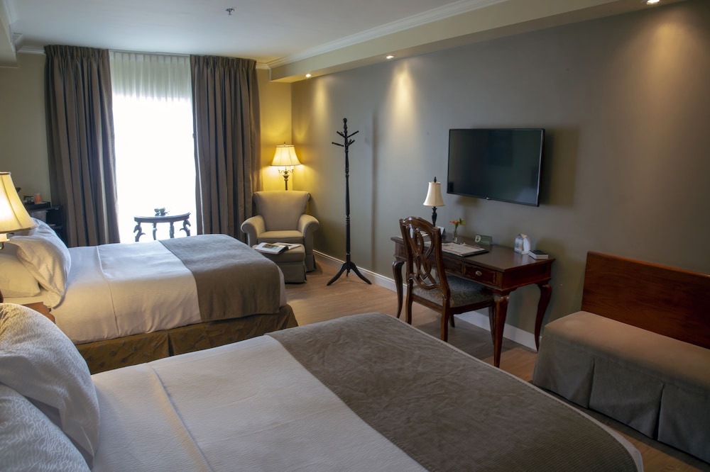 Hotel Brossard 7/37