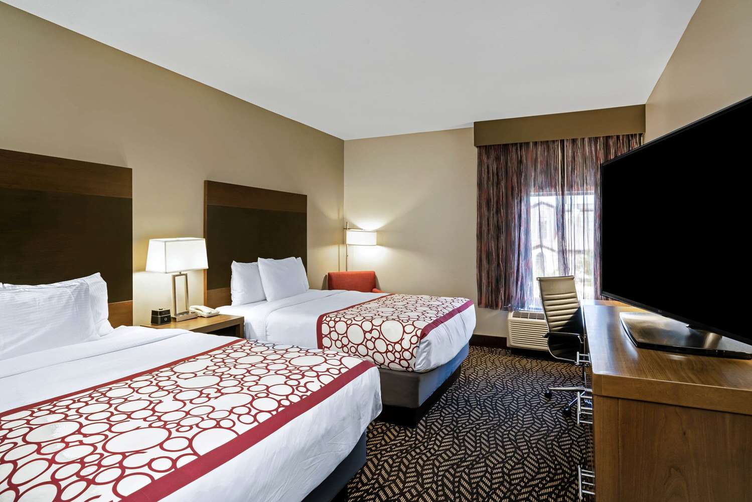 La Quinta Inn And Suites By Wyndham Tuscaloosa University 7/47