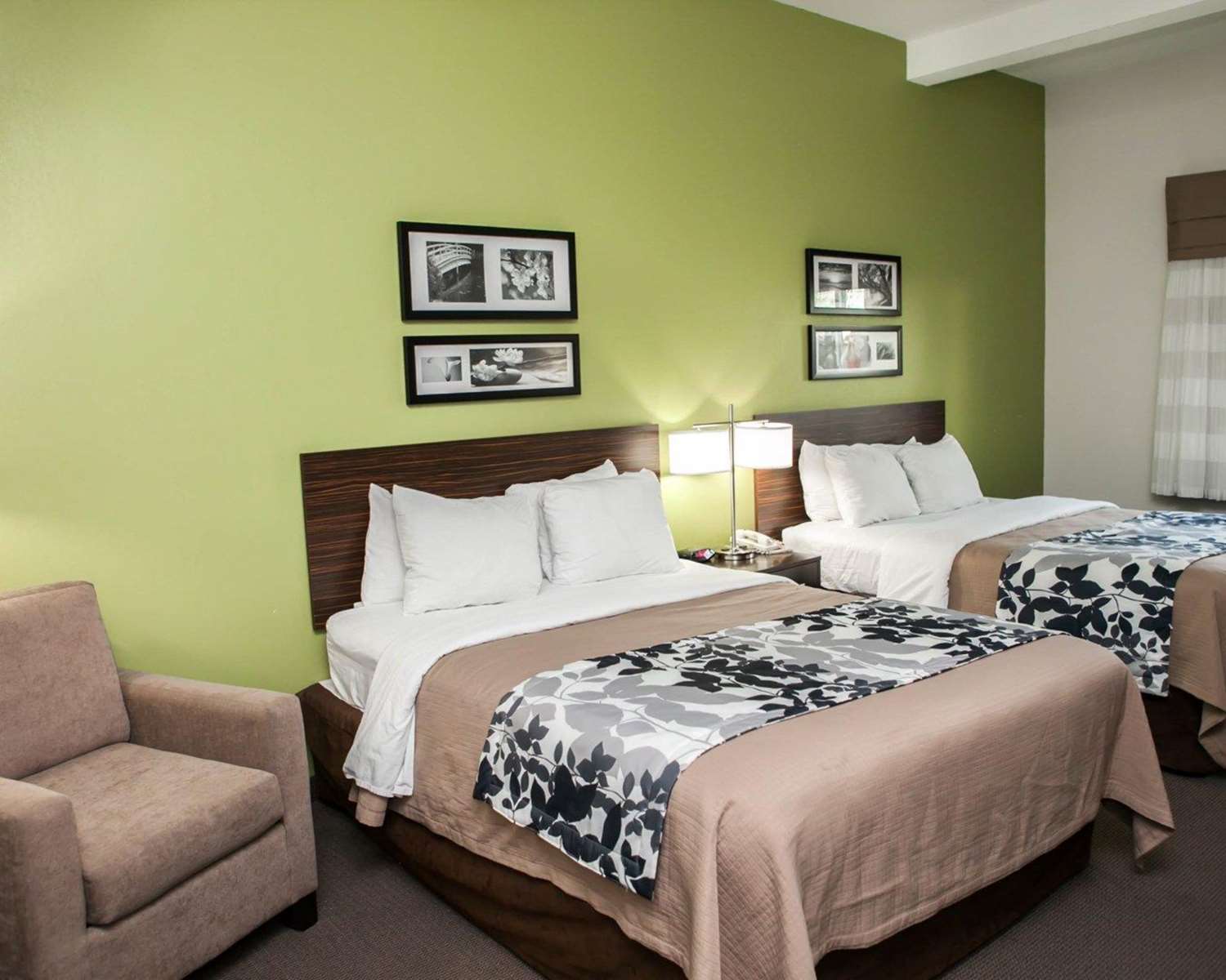 ROOM, 2 QUEEN BEDS